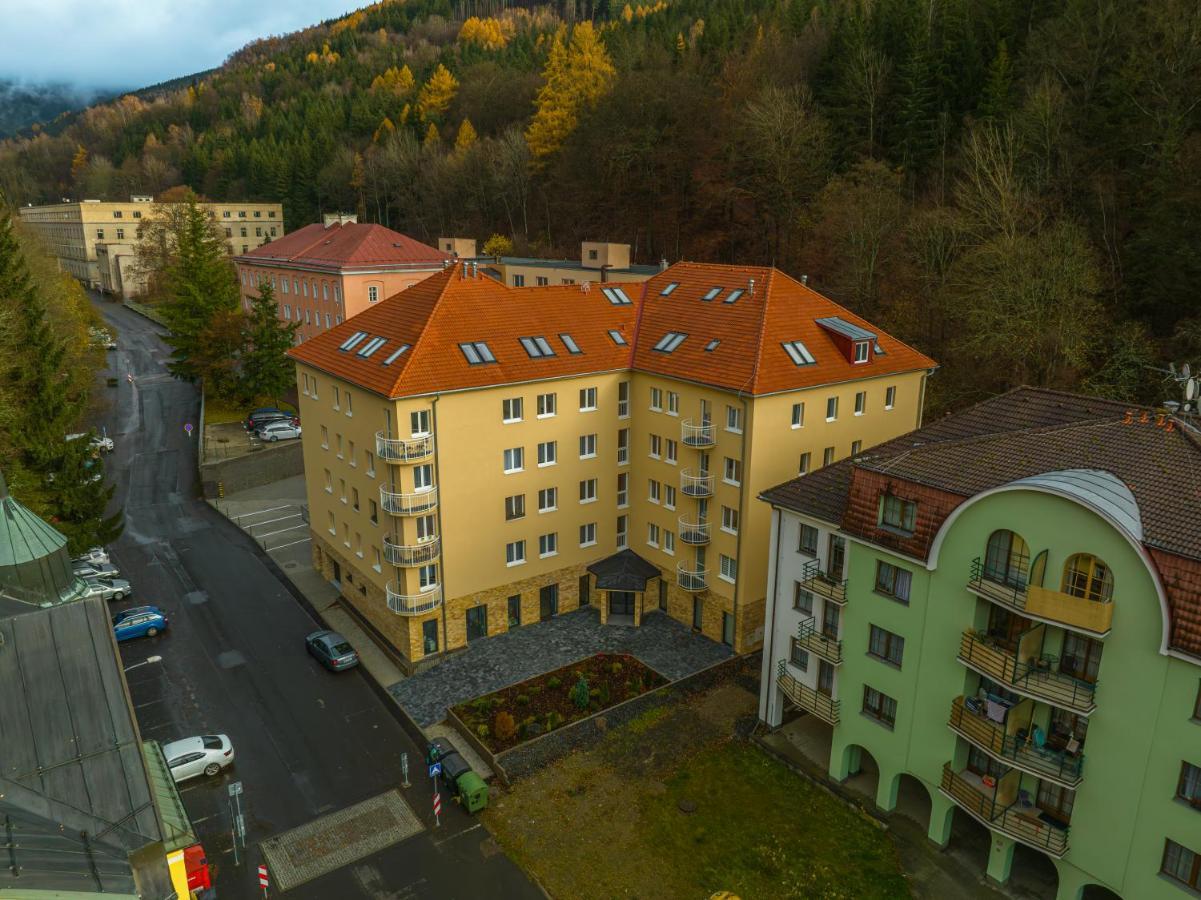 Apartman Claudia - Rezidence K Lanovce Яхимів Екстер'єр фото